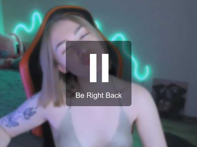 LaraKrein-lk's BongaCams show and profile