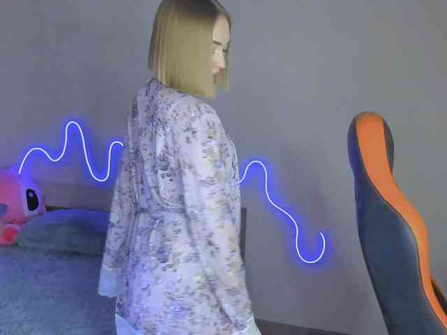 LaraKrein-lk Live Webcam on BongaCams