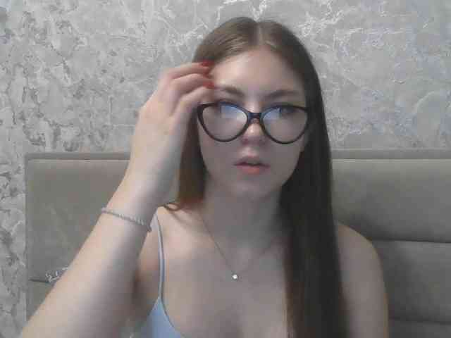 Shaved white, Shaved teens, Group chat for 20 39 tokens, Full privates for ..., Chaturbate North America 2