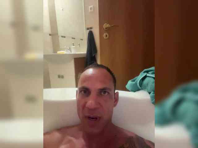 BoombasticPair webcam