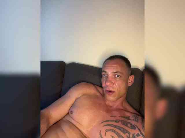 BoombasticPair webcam