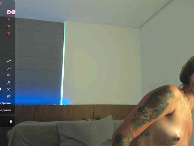 VickiTucker webcam