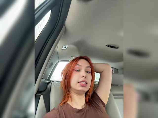 olivia-seraph webcam