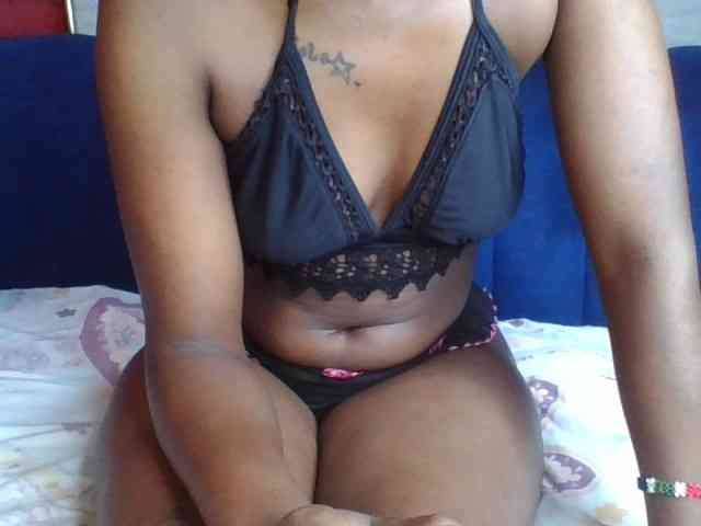 Prettylittlemuffin webcam