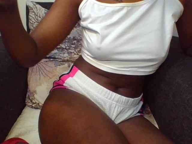 Prettylittlemuffin webcam