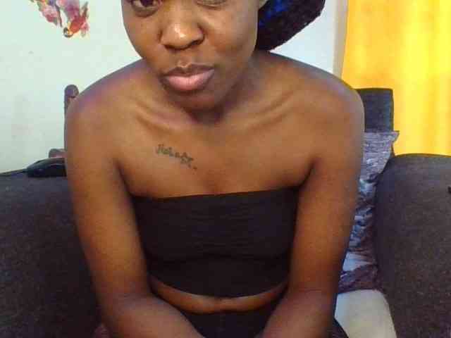 Prettylittlemuffin webcam