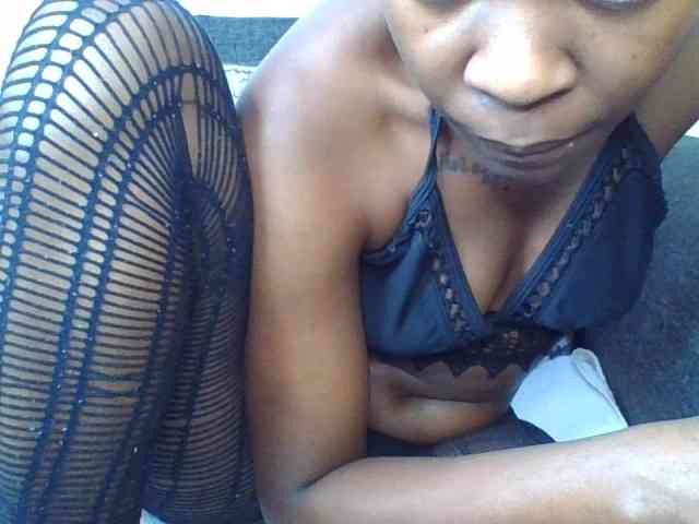 Prettylittlemuffin webcam
