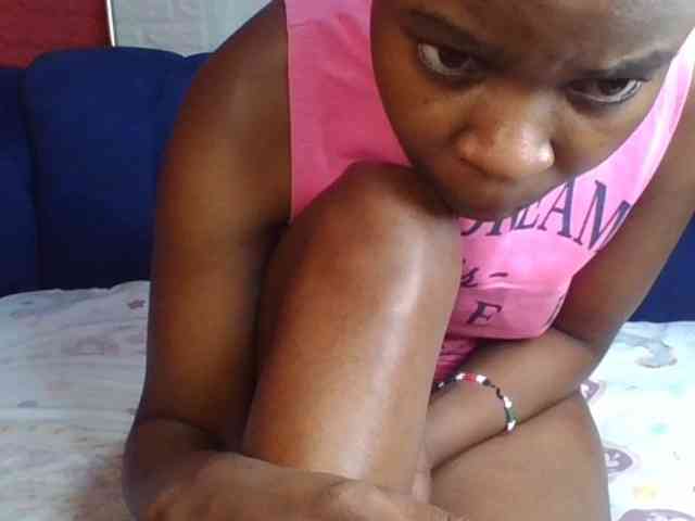 Prettylittlemuffin webcam