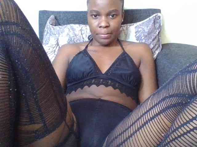 Prettylittlemuffin webcam