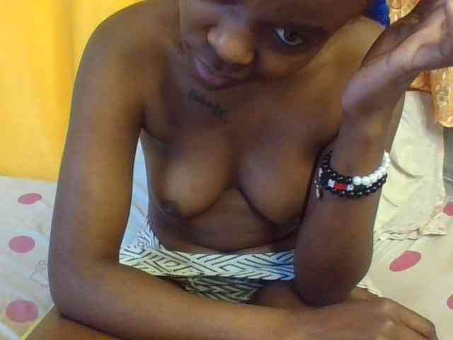Prettylittlemuffin webcam