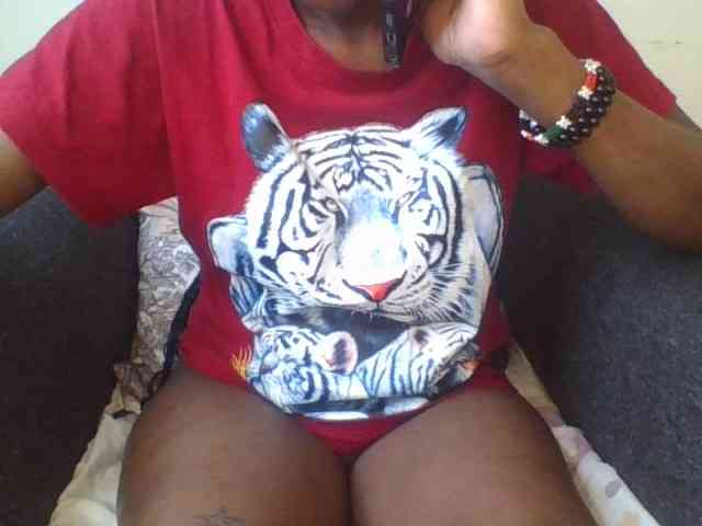Prettylittlemuffin webcam