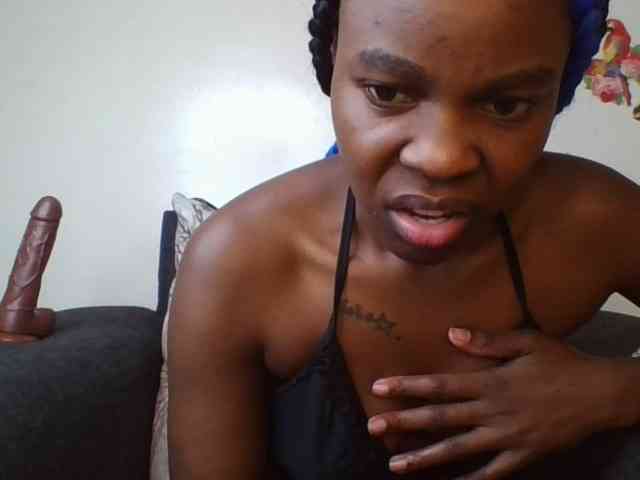 Prettylittlemuffin webcam