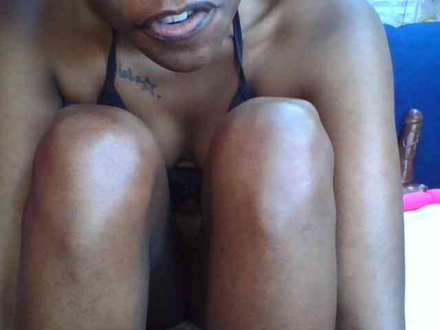 Prettylittlemuffin webcam