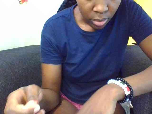 Prettylittlemuffin webcam