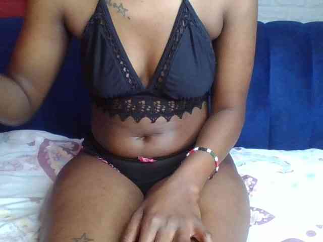 Prettylittlemuffin webcam
