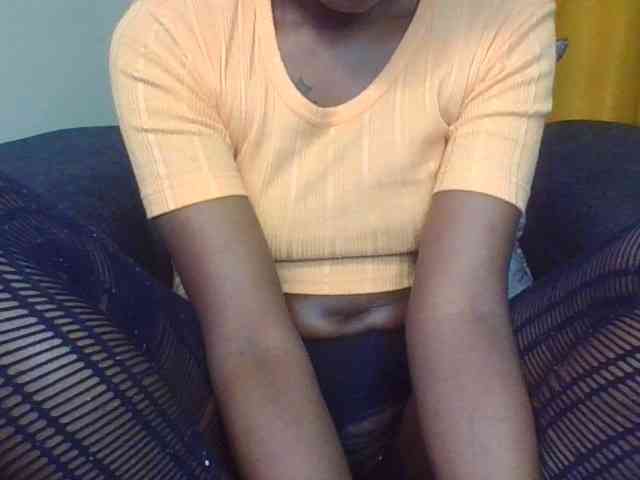 Prettylittlemuffin webcam