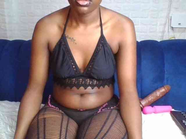 Prettylittlemuffin webcam