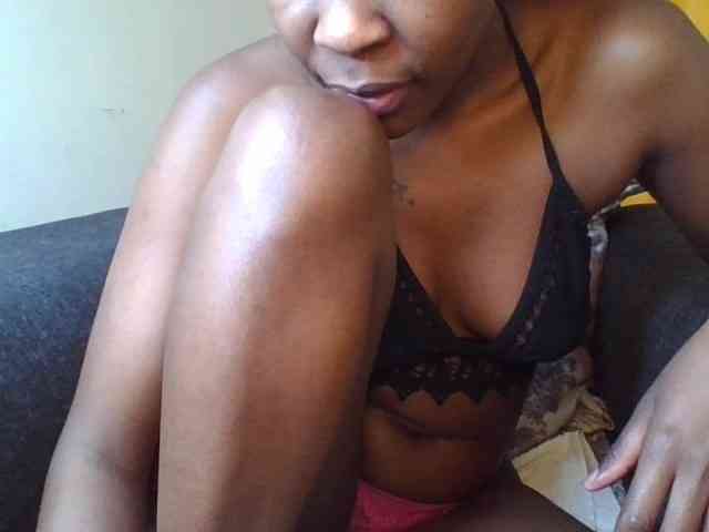 Prettylittlemuffin webcam