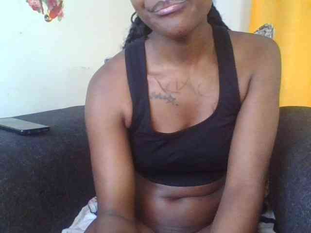 Prettylittlemuffin webcam