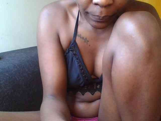 Prettylittlemuffin webcam