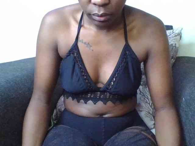 Prettylittlemuffin webcam