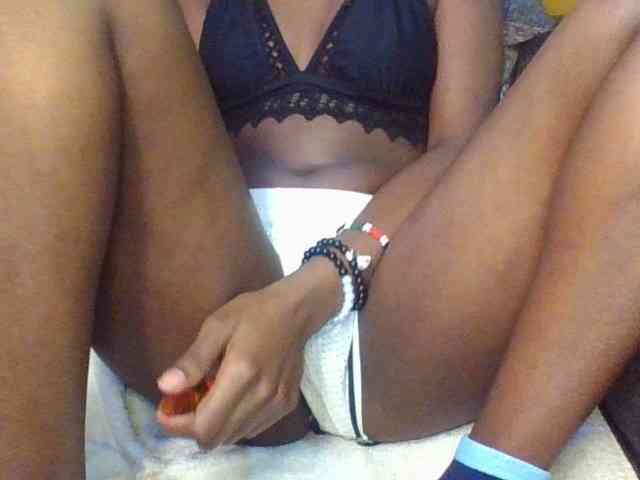 Prettylittlemuffin webcam