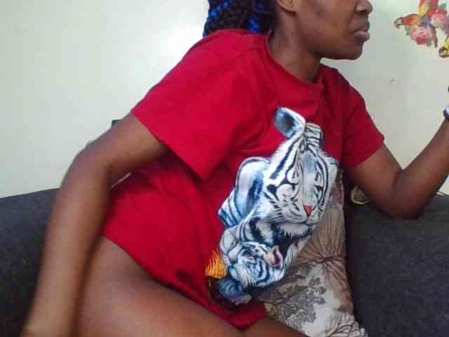 Prettylittlemuffin webcam