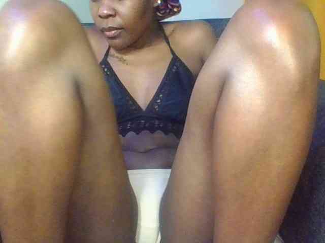 Prettylittlemuffin webcam