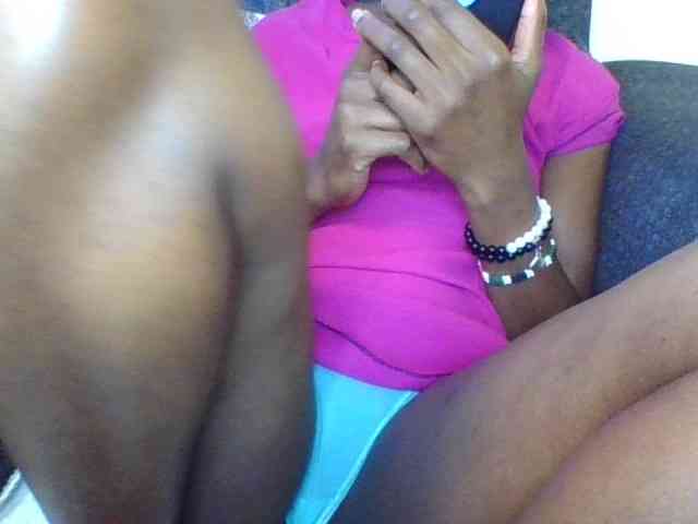 Prettylittlemuffin webcam