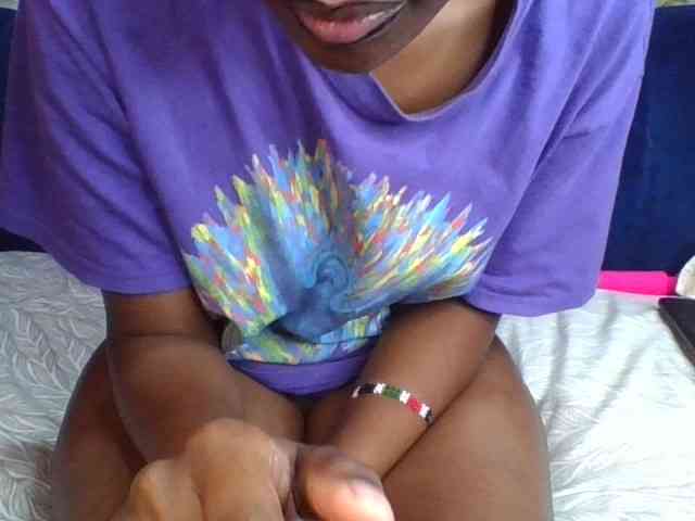 Prettylittlemuffin webcam