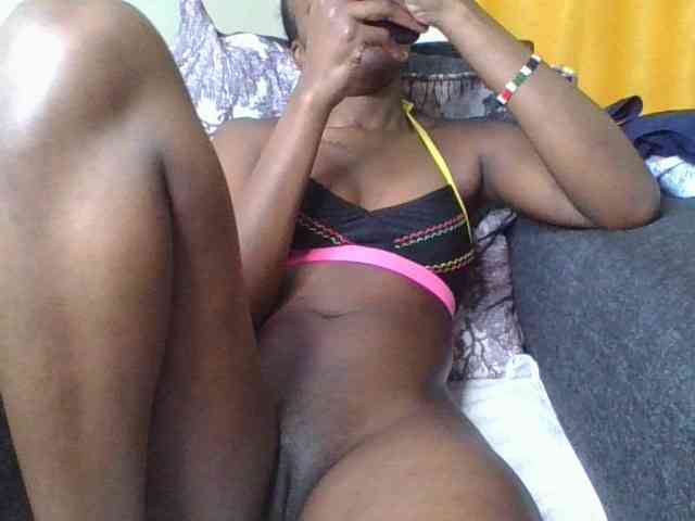 Prettylittlemuffin webcam