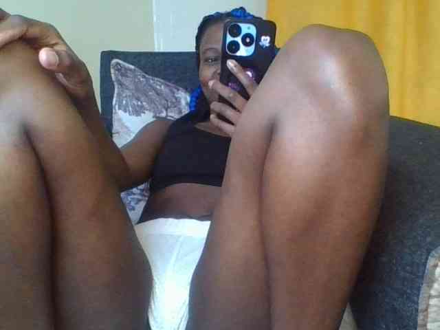 Prettylittlemuffin webcam