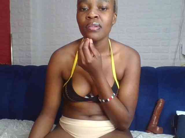 Prettylittlemuffin webcam