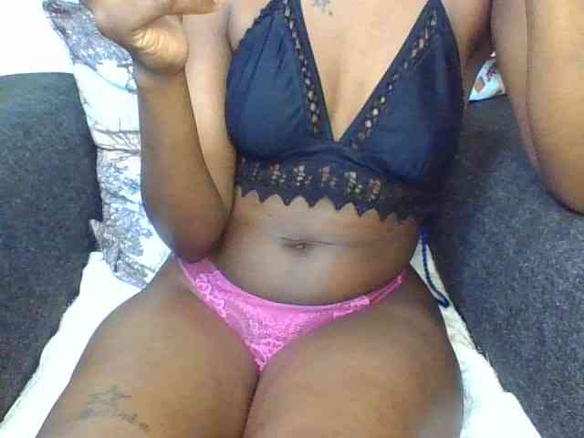 Prettylittlemuffin webcam