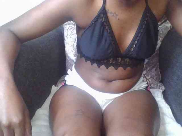 Prettylittlemuffin webcam