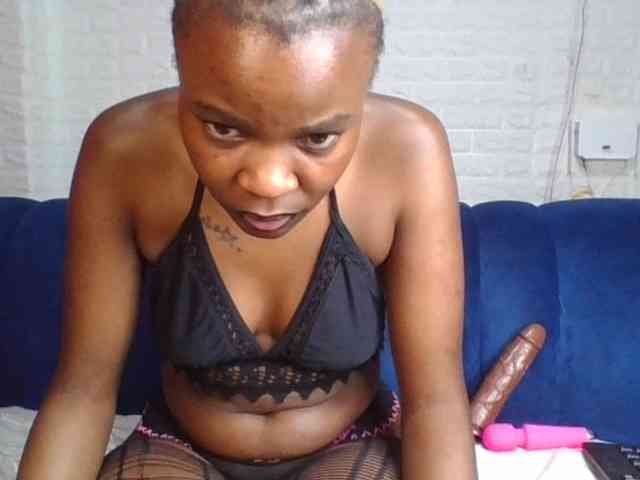 Prettylittlemuffin webcam