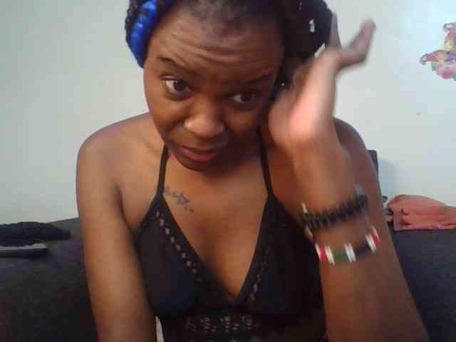Prettylittlemuffin webcam