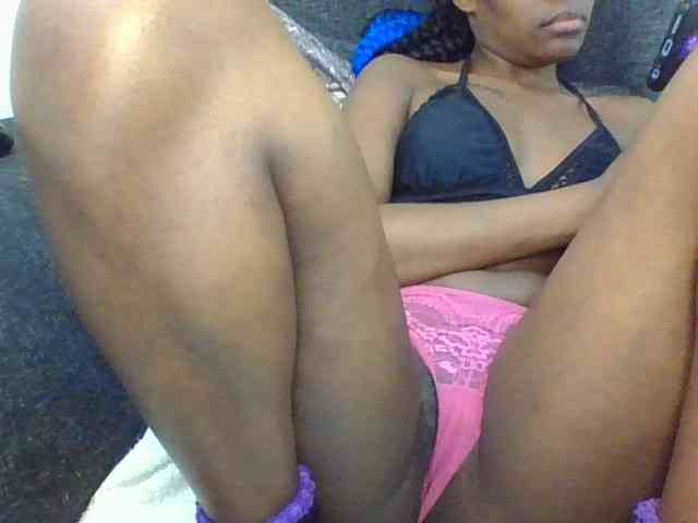 Prettylittlemuffin webcam