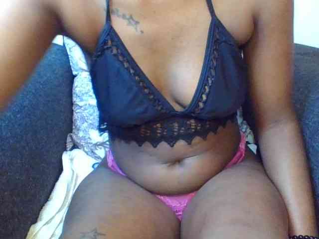 Prettylittlemuffin webcam