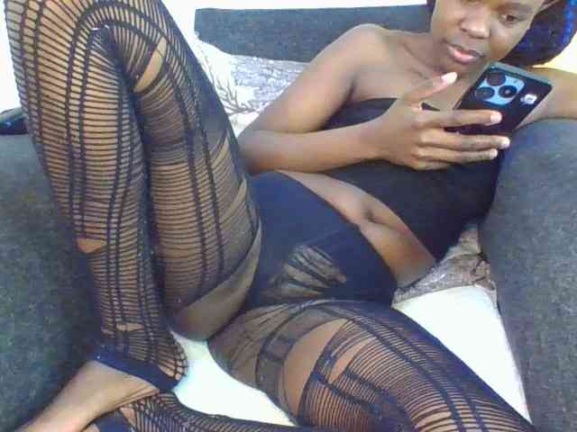 Prettylittlemuffin webcam