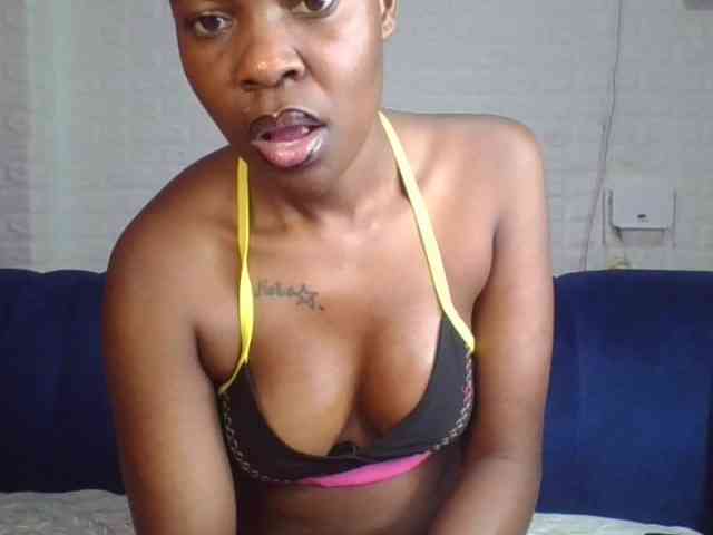 Prettylittlemuffin webcam