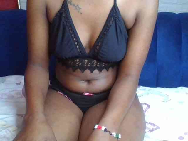 Prettylittlemuffin webcam