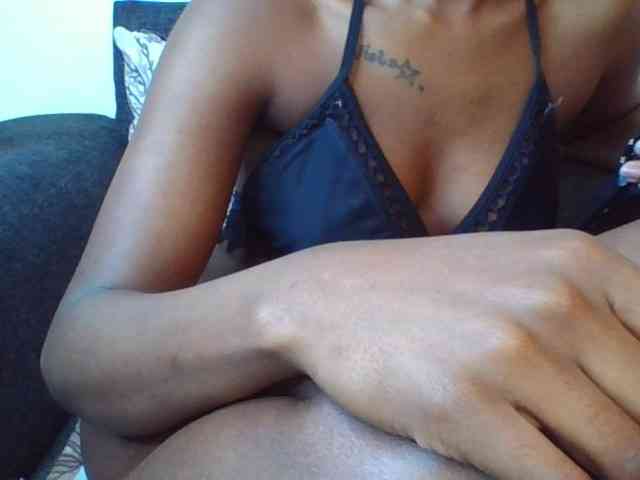 Prettylittlemuffin webcam
