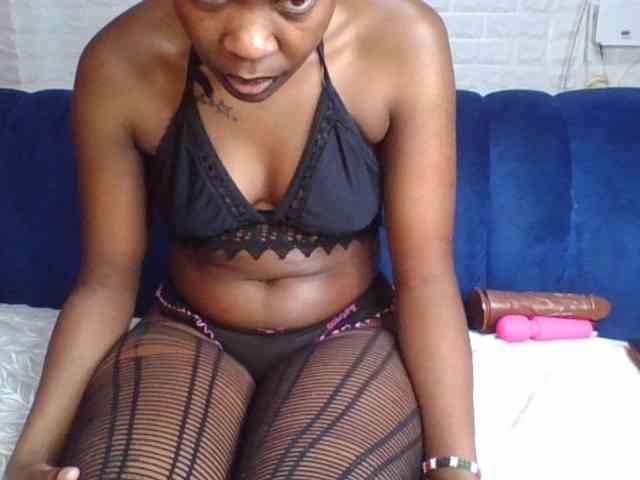 Prettylittlemuffin webcam