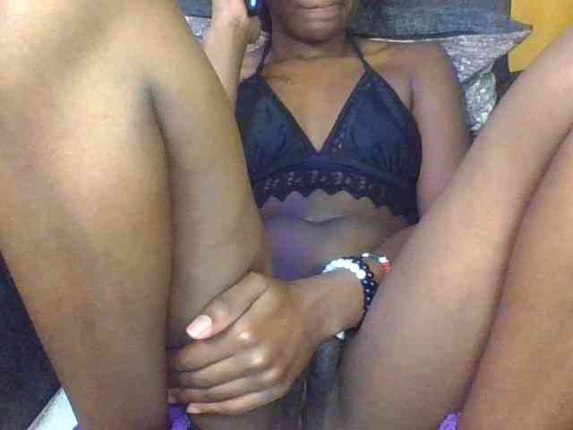 Prettylittlemuffin webcam
