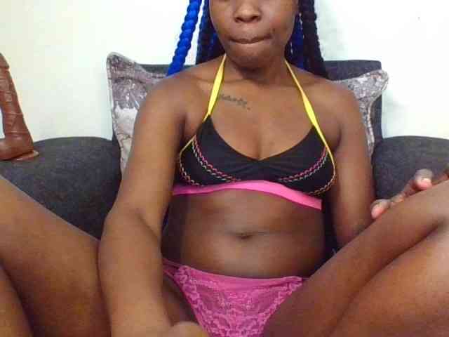 Prettylittlemuffin webcam