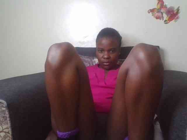 Prettylittlemuffin webcam