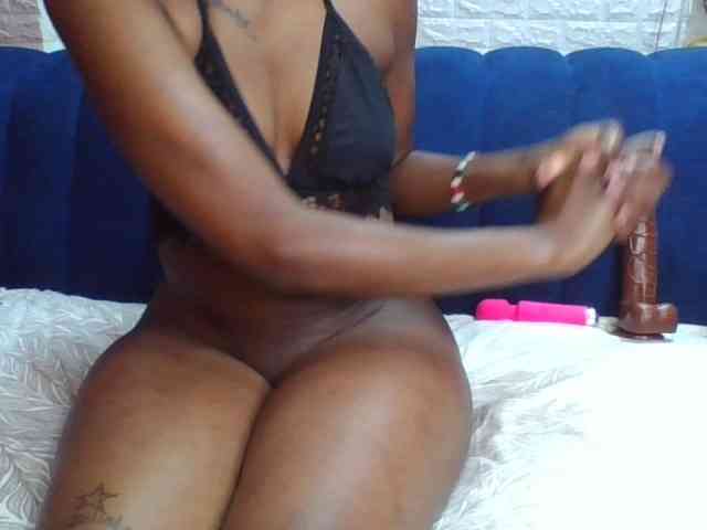 Prettylittlemuffin webcam