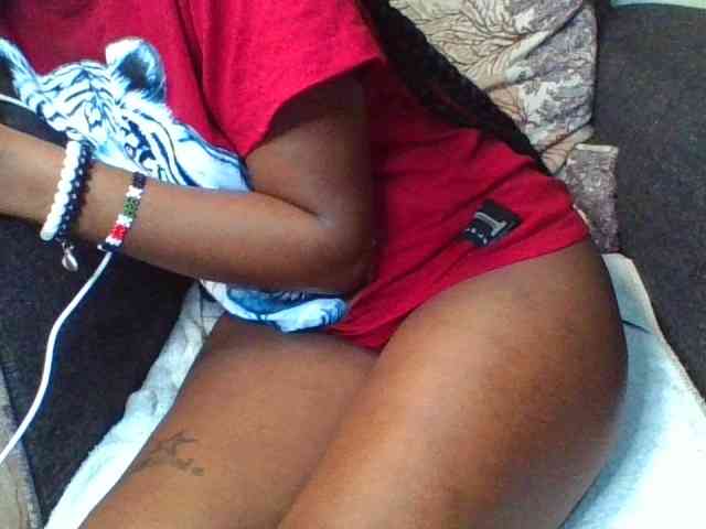 Prettylittlemuffin webcam