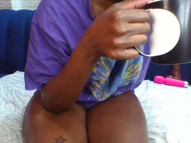 Prettylittlemuffin webcam